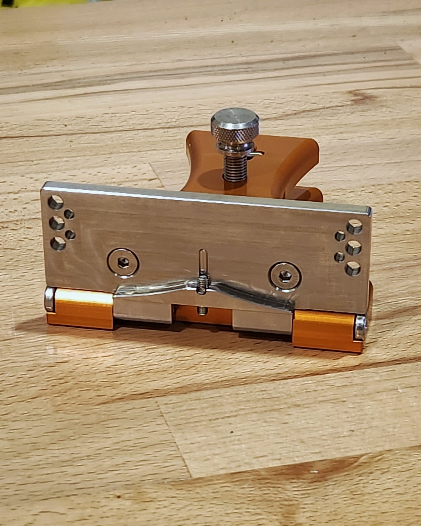 Folder Blade Grinding Fixture