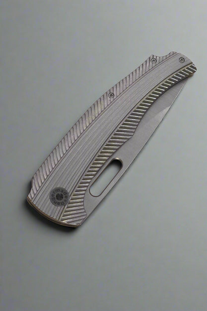 OBJ-1 Framelock Folder #002