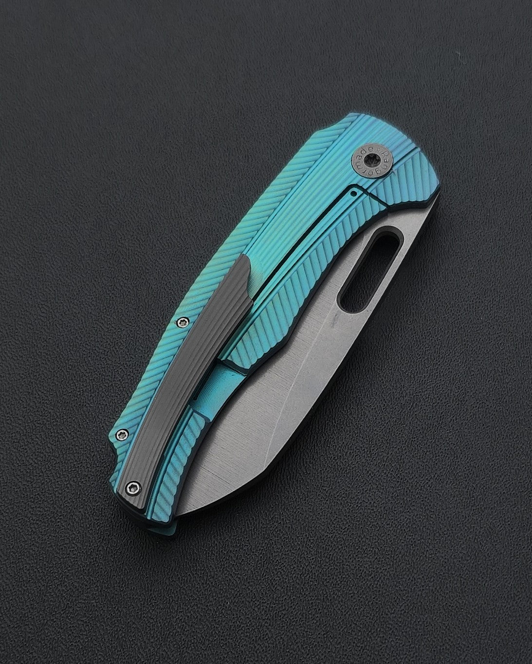 OBJ-1 Framelock Folder #024